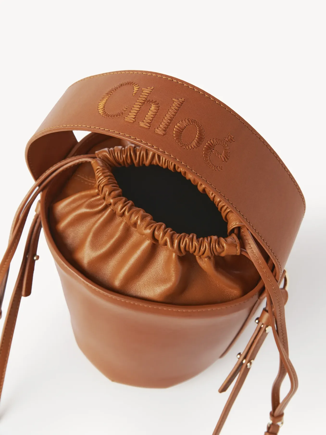 Women Chloé Chloe Sense Bucket Bag