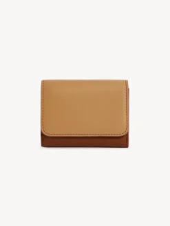 Women Chloé Layers Medium Tri-Fold