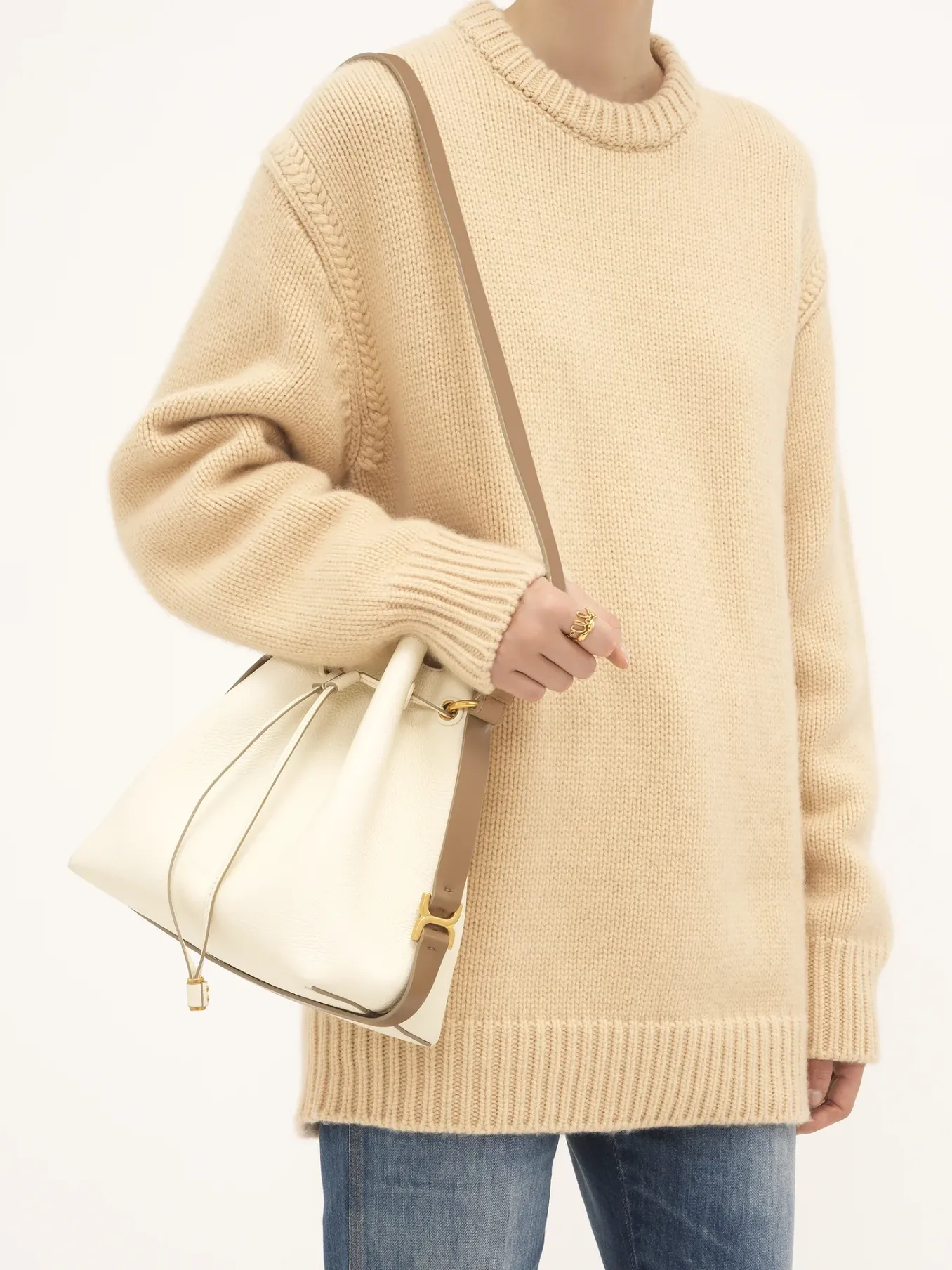 Women Chloé Marcie Bucket Bag