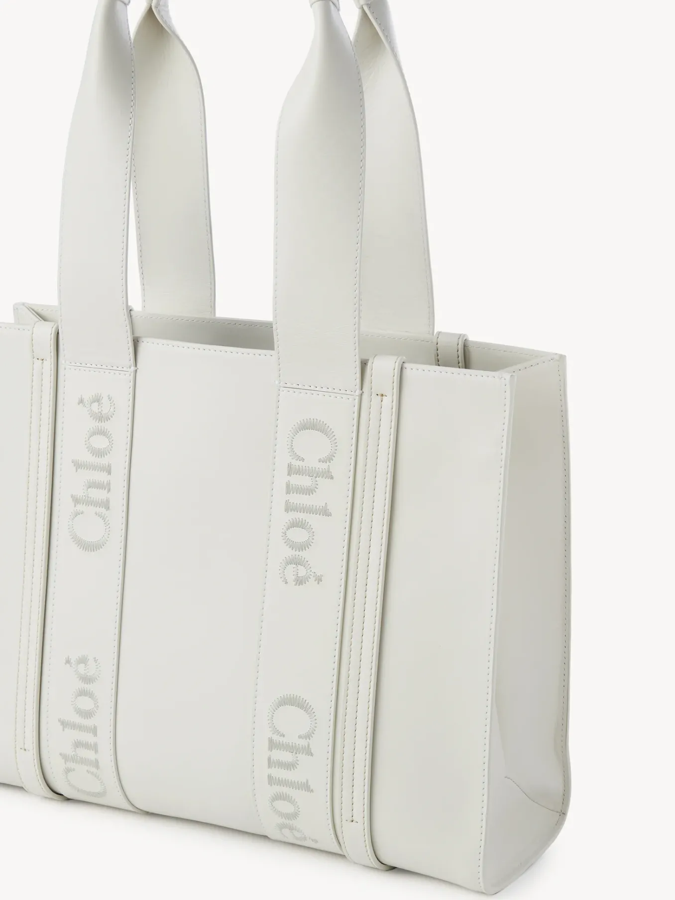 Women Chloé Medium Woody Tote Bag