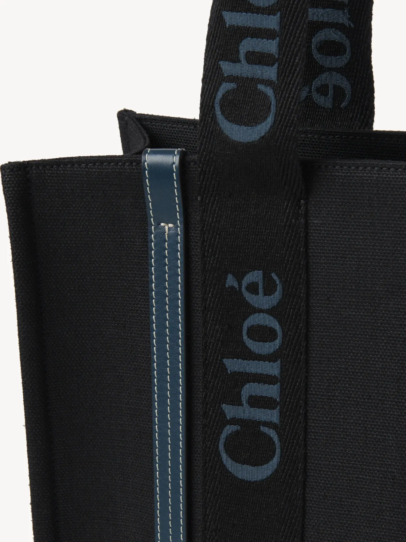 Women Chloé Medium Woody Tote Bag