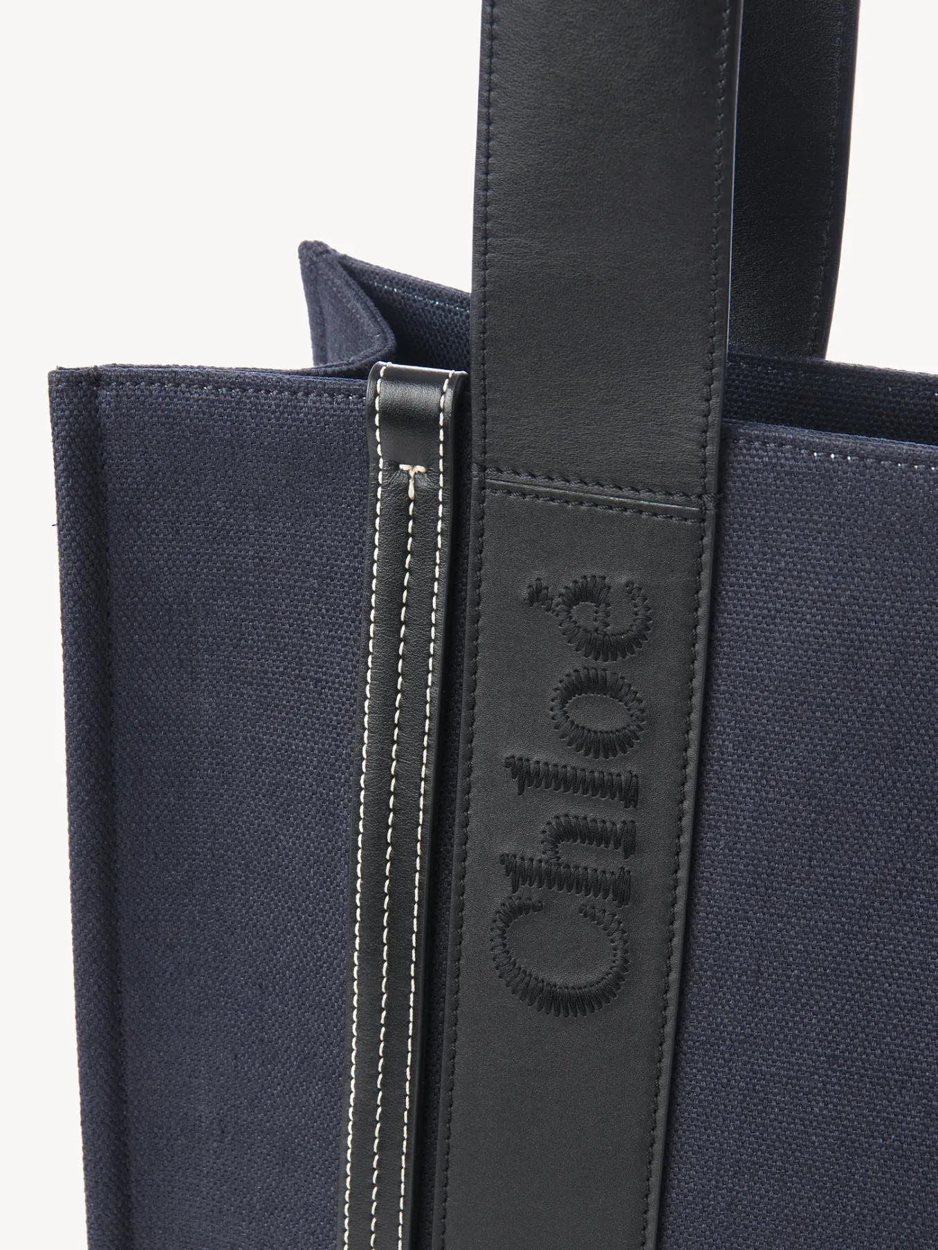 Women Chloé Medium Woody Tote Bag
