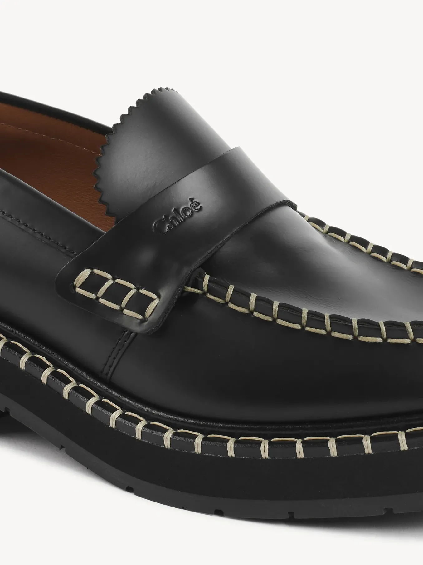 Women Chloé Noua Flat Loafer