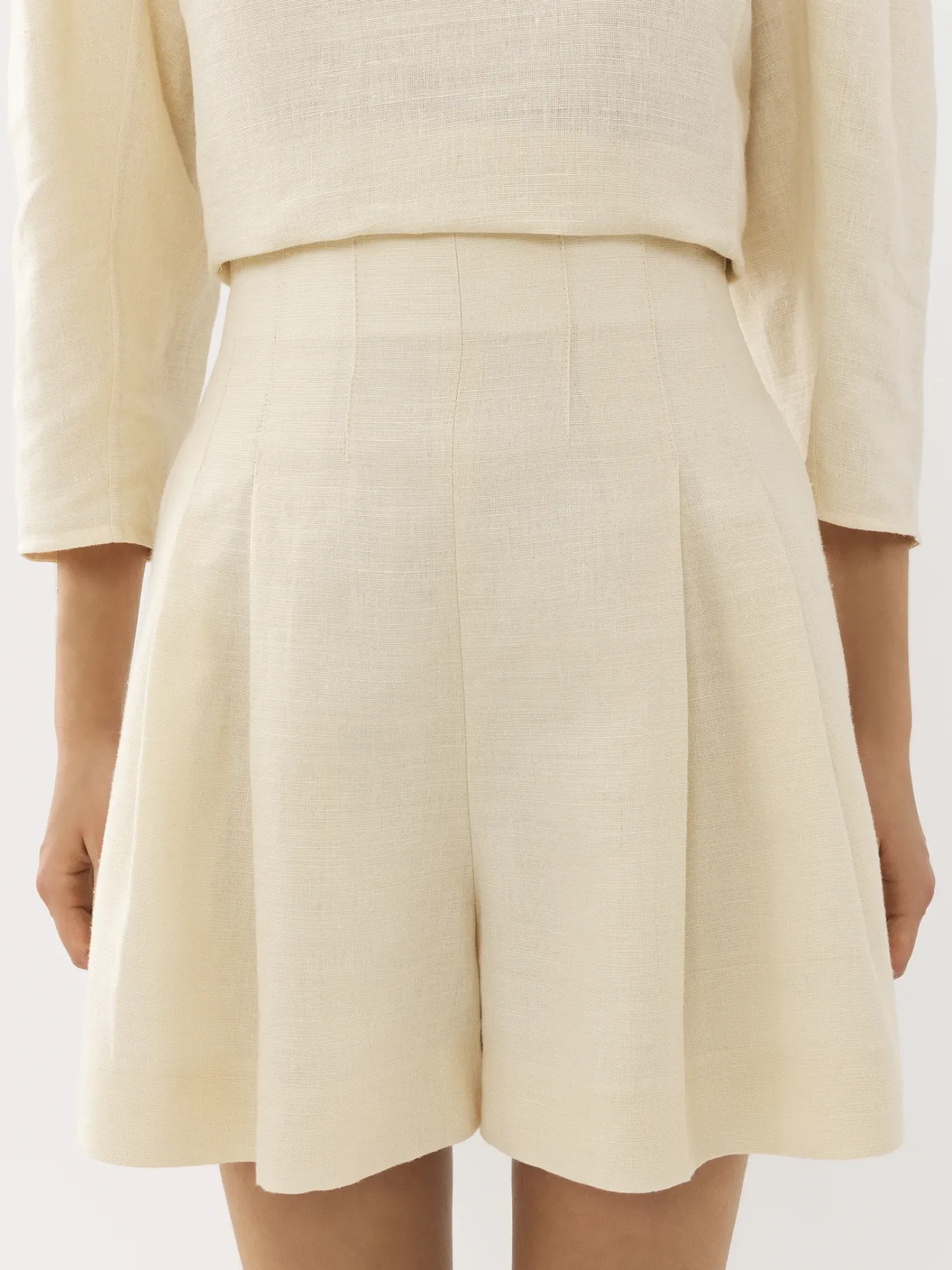 Women Chloé Pleated Shorts