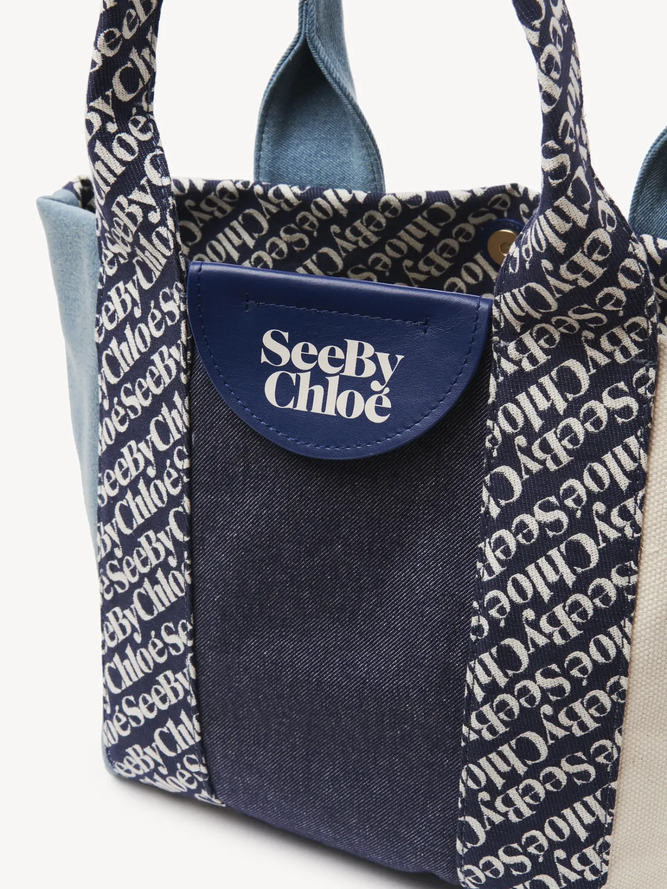 Women Chloé Small Laetizia Tote