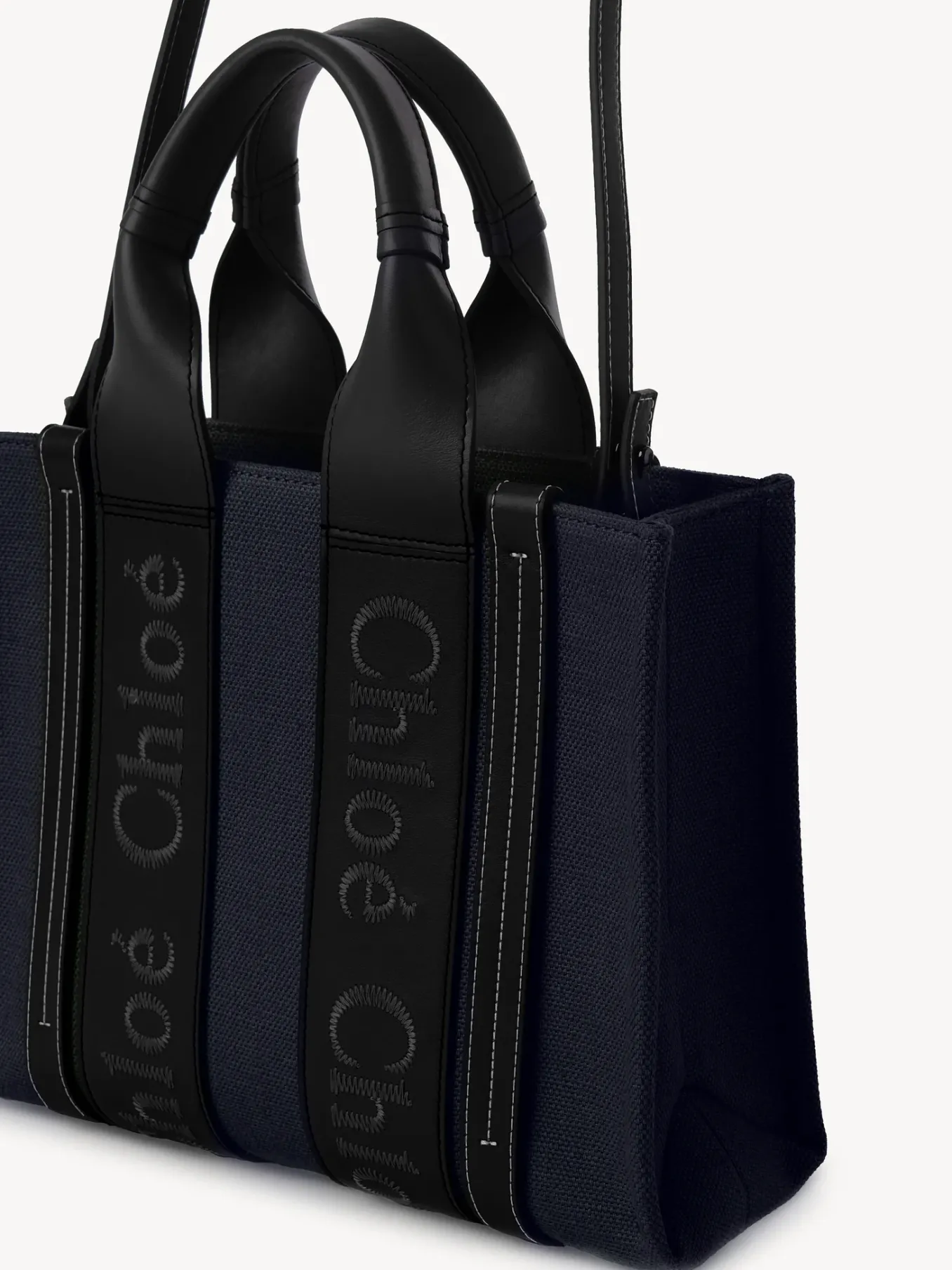 Women Chloé Small Woody Tote Bag