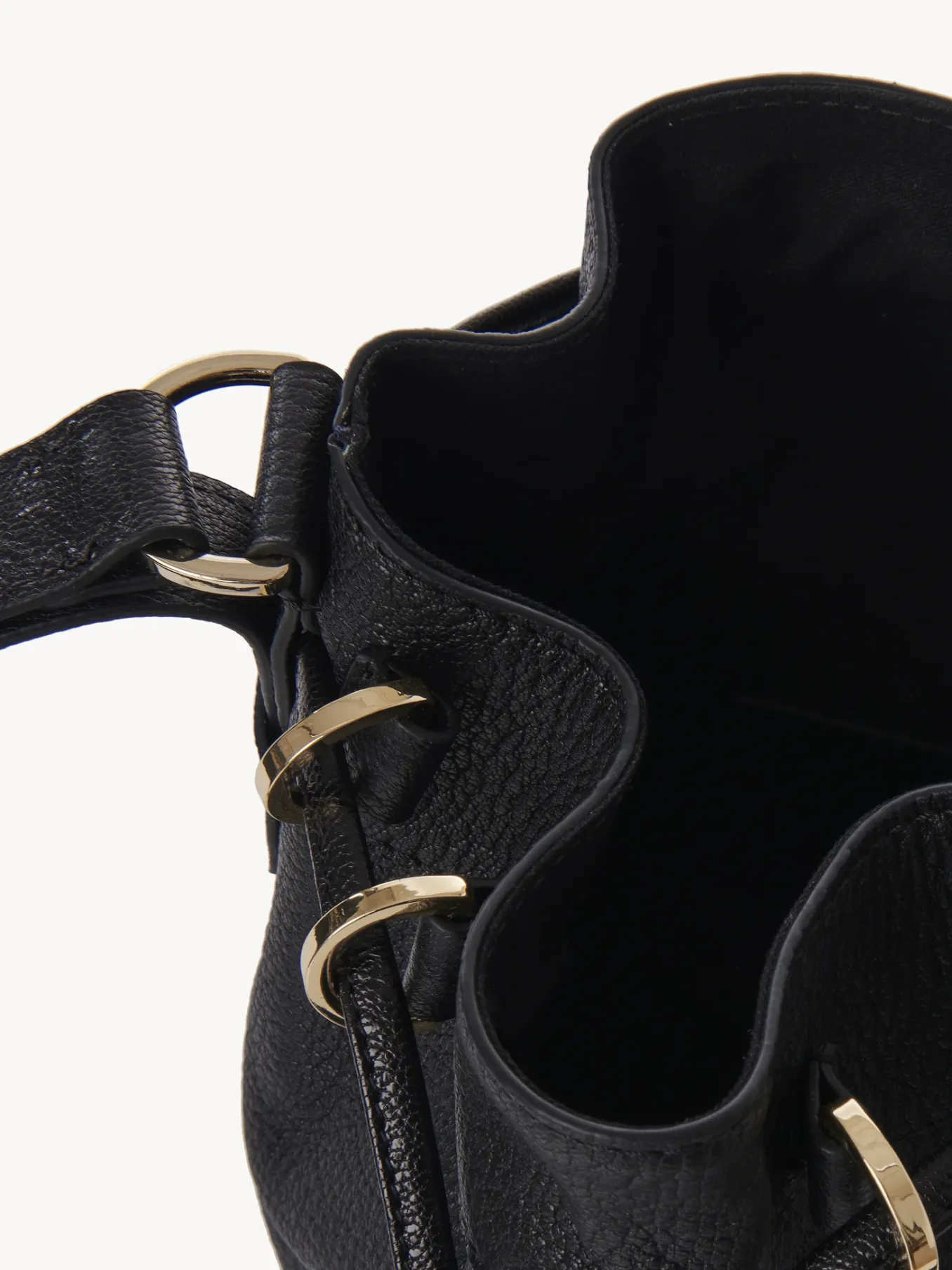 Women Chloé Vicki Bucket Bag